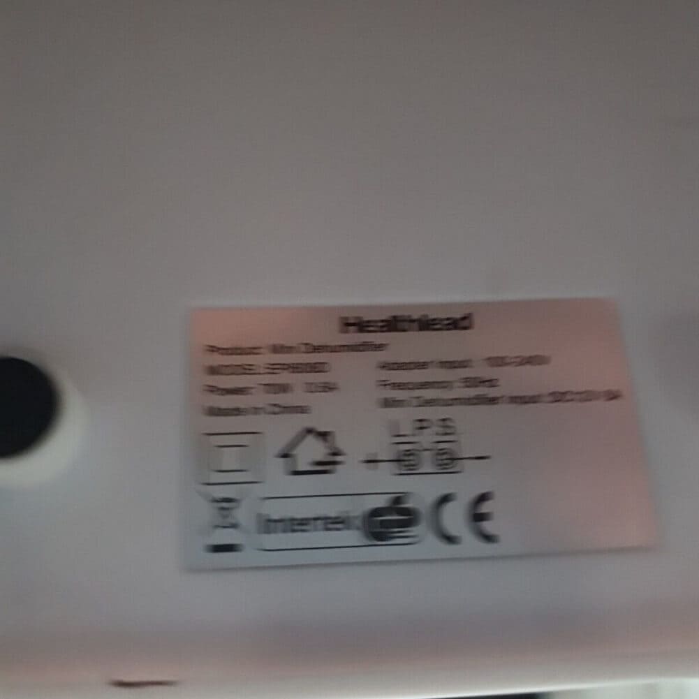 Maplin 2.2L Dehumidifier 70W Removes Humidity 600ml Per Day, Portable Ultra Quiet Ideal for Removing Damp Mold Moisture - Imported from UK