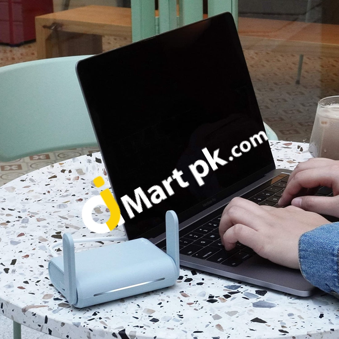Beryl (Gl-Mt1300) Gigabit Dual-Band Wifi Pocket-Sized Travel Router With Microsd Slot Usb3.0 Support